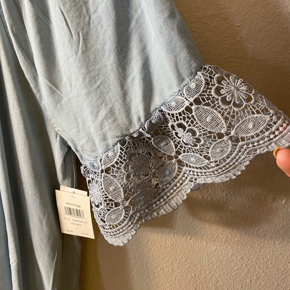 NEW with tags Retrology Light Blue Off Shoulder Quarter Sleeve - Picture 3 of 6